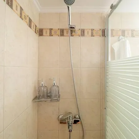 Angie's Corfu Апартаменты